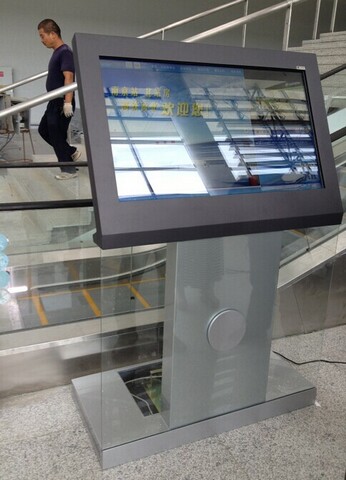 南京南站廣告機、南京站北站房查詢機成功交付