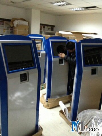 我公司成功交付連云港東?？h公安局觸摸查詢機(jī)19套